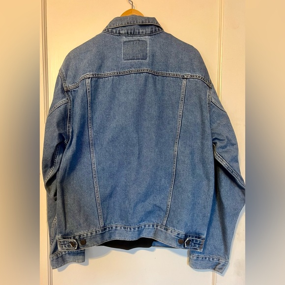 90s Vintage Levi's Blue Denim Jacket - Picture 2 of 3